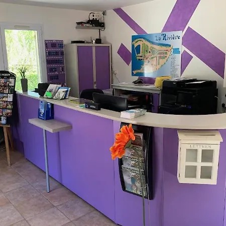 مكان تخييم Mobil-home Cosy Avec Terrasse Pour 2 Personnes A - Api-1-52-784 Saint-Maime